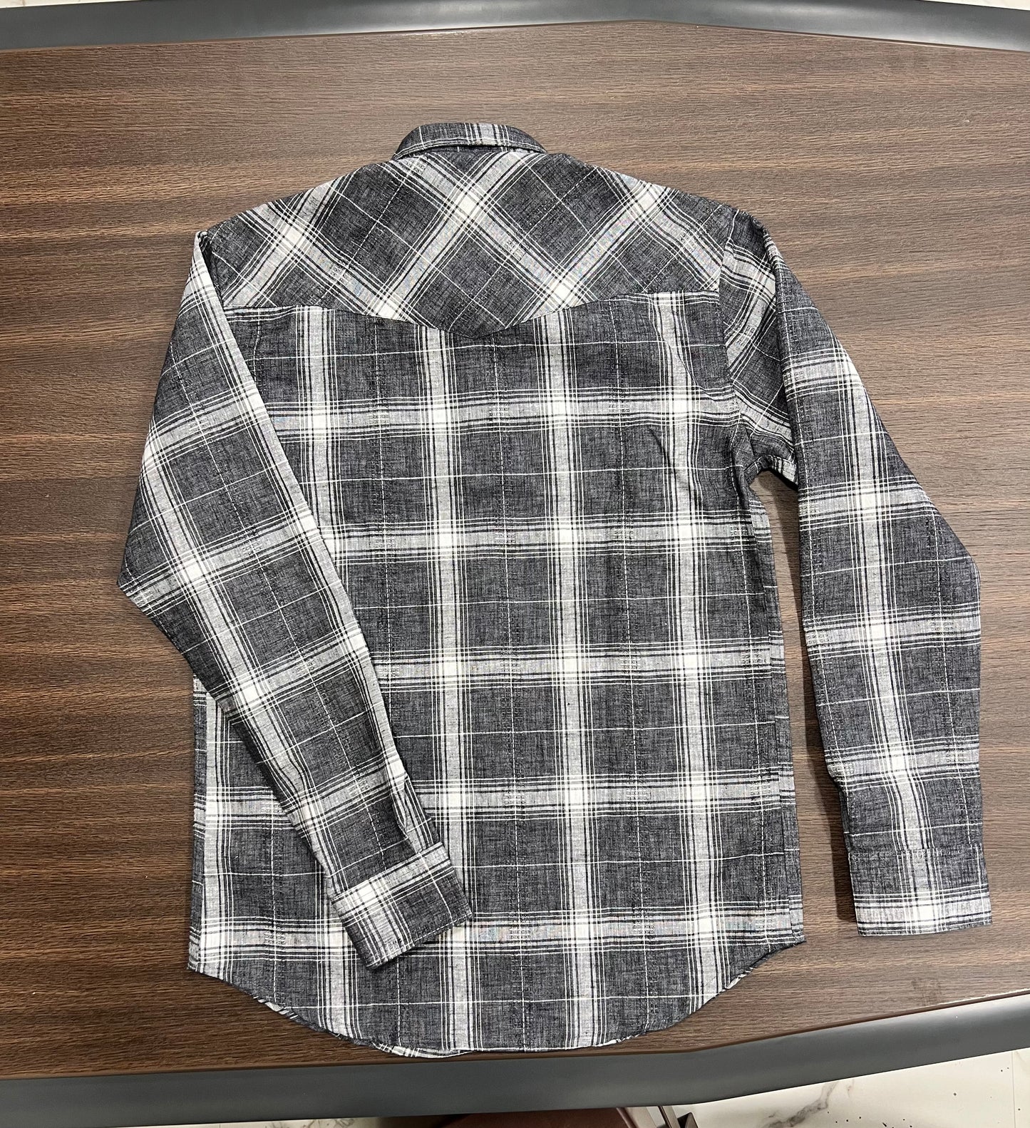 Men Black & White Check Regular Fit Casual Shirt